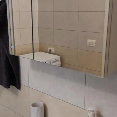 Vigga Apartment Golem (Tirana)